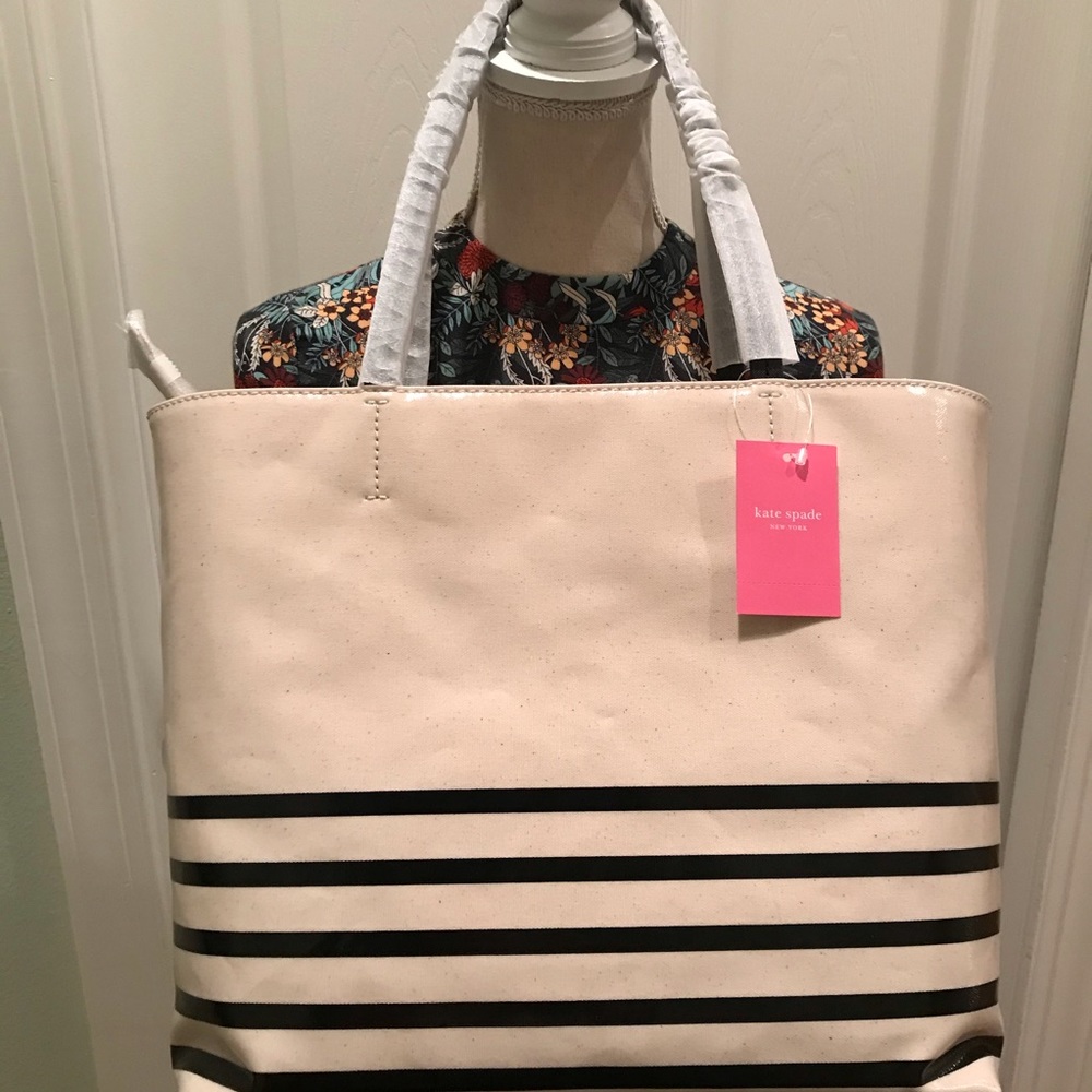 Kate Spade Yours Truly Heart Stripe Tote handbag - Picture 5 of 8